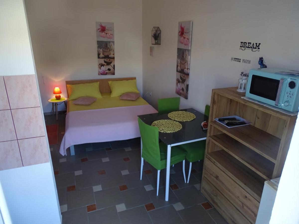 Apartments Sime Dinjiška Dış mekan fotoğraf